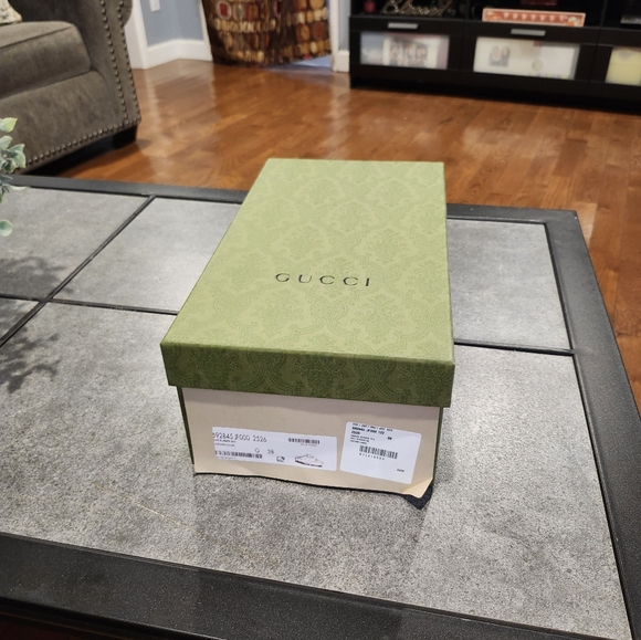 Gucci Box - Picture 3 of 10